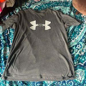 Under armor t-shirt, grey, size M
